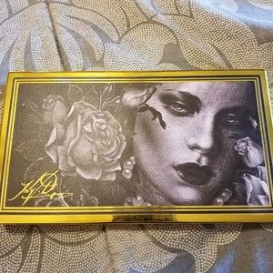 Kat von D Anniversary Palette